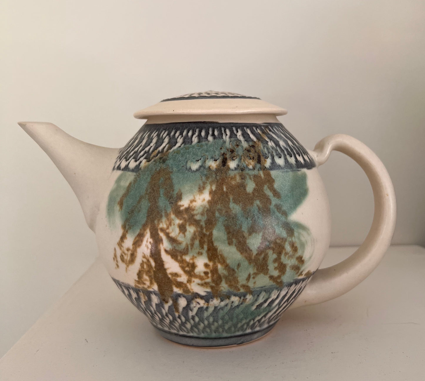Pottery Tea pot